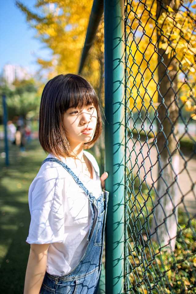 优质清纯萌妹子操场可爱迷人集相册