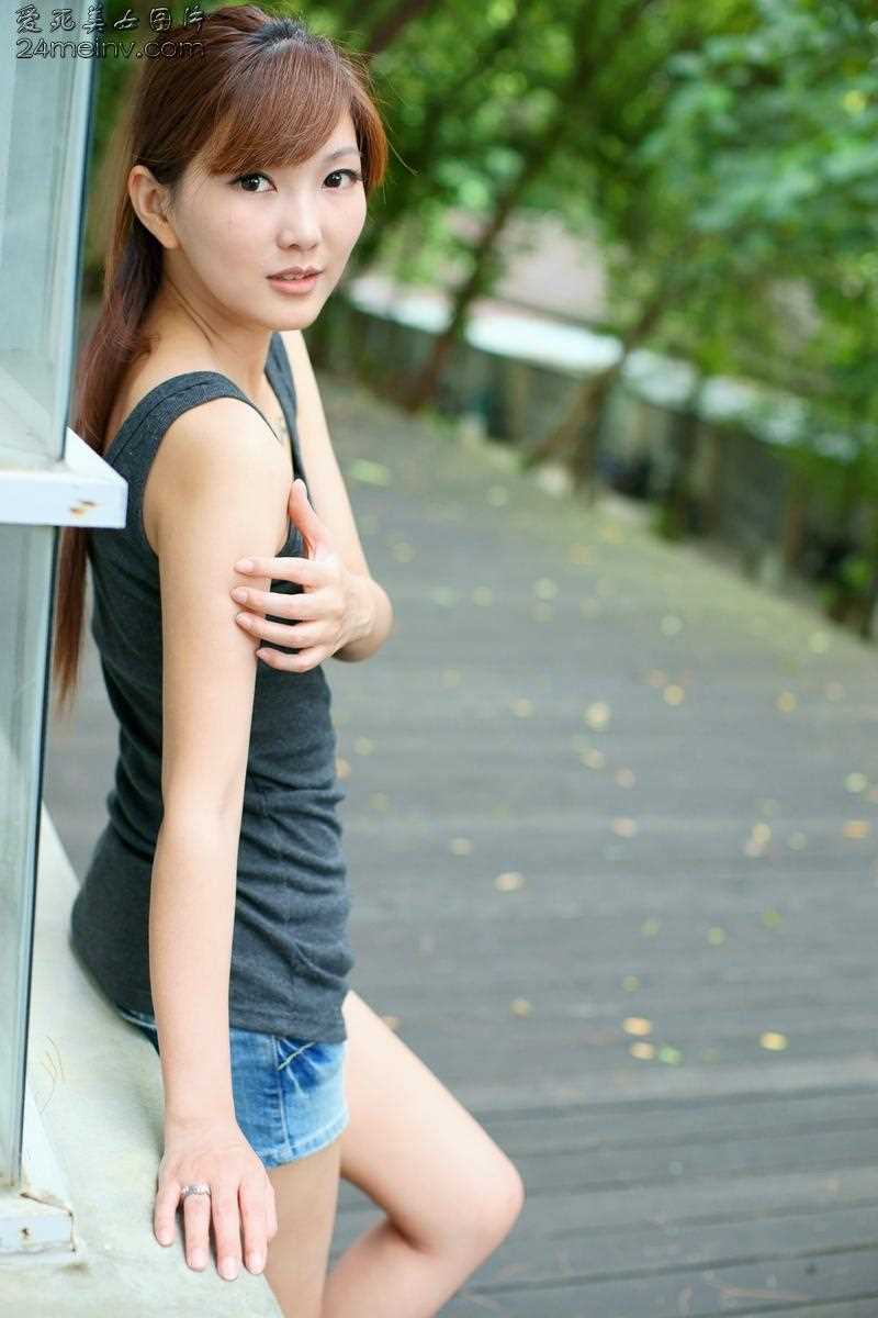 优质清纯美女校花夏日唯美大片相册