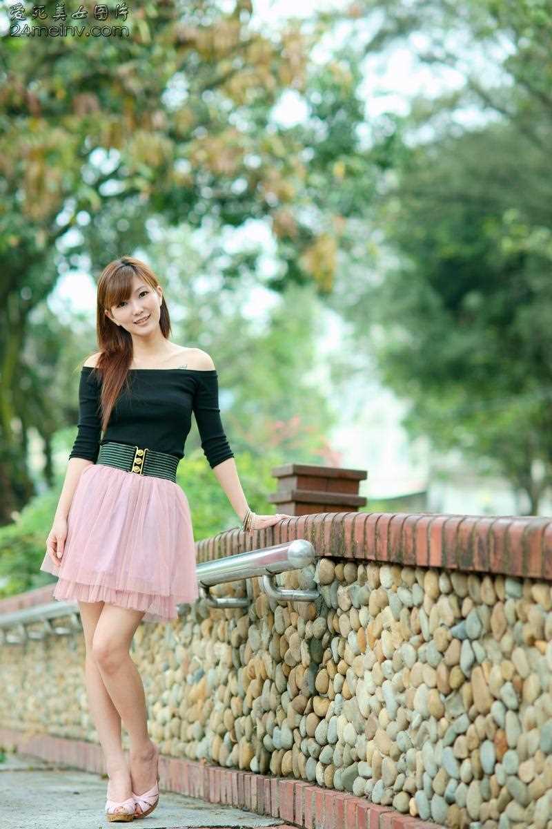 优质清纯美女校花夏日唯美大片相册