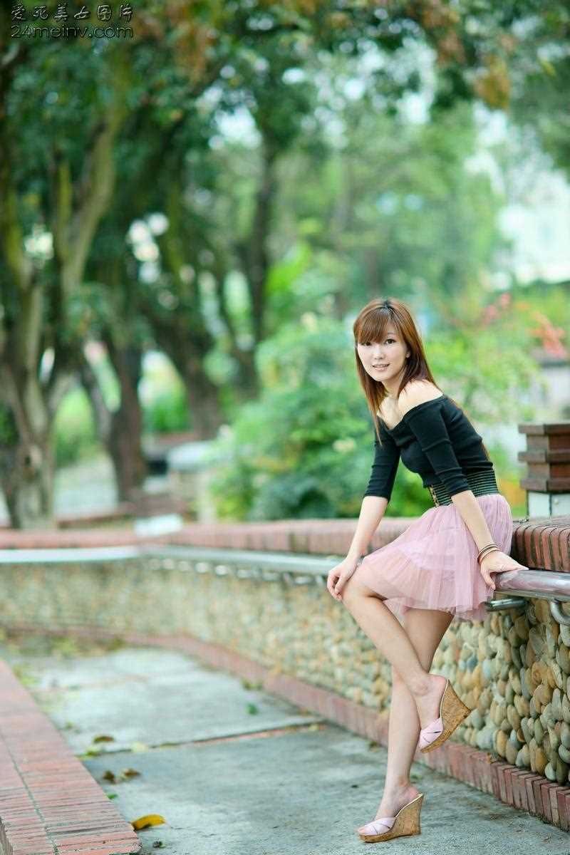 优质清纯美女校花夏日唯美大片相册