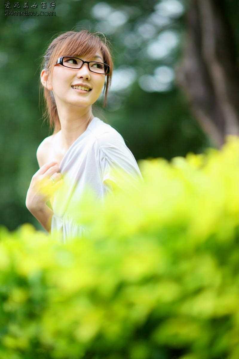 优质清纯美女校花夏日唯美大片相册