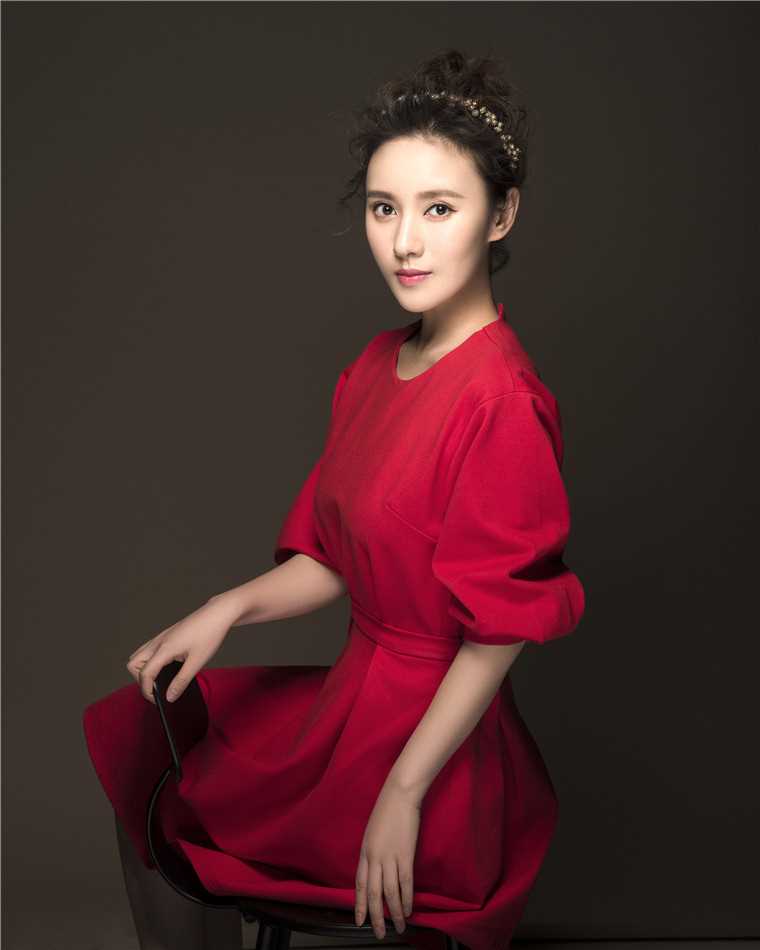 特别专辑青年演员杨祖青清纯唯美大片图片