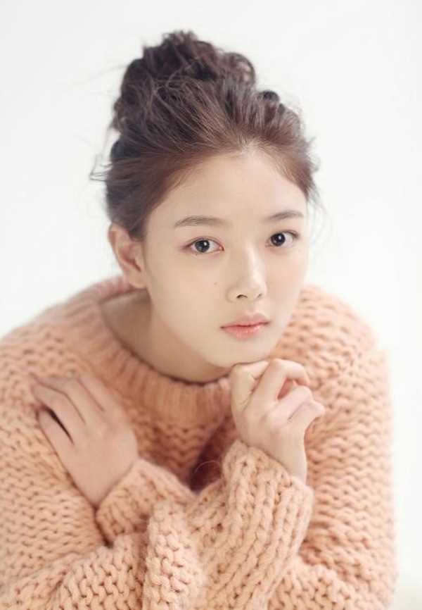 高清韩国美女金裕贞最新展清纯迷人笑容图集