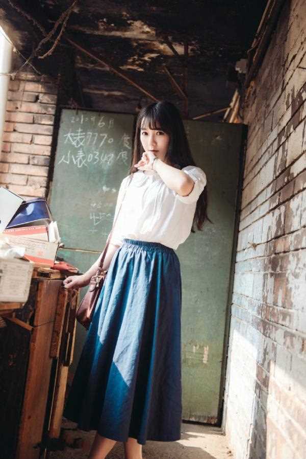 特别专辑长发飘飘女生夏日清纯唯美图片图片