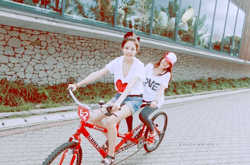 高清清纯美女姐妹花图片图集