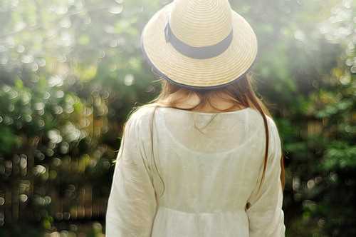 高清清纯带帽美女侧影高清图图集