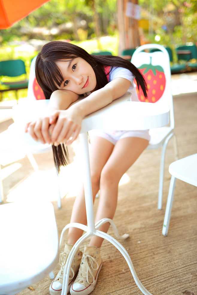 精选清纯唯美街拍照图册