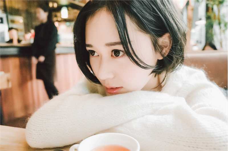 高清清纯大眼睛美女唯美图册