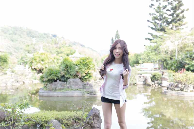 优质校花女神张楚珊清纯唯美外拍照图片