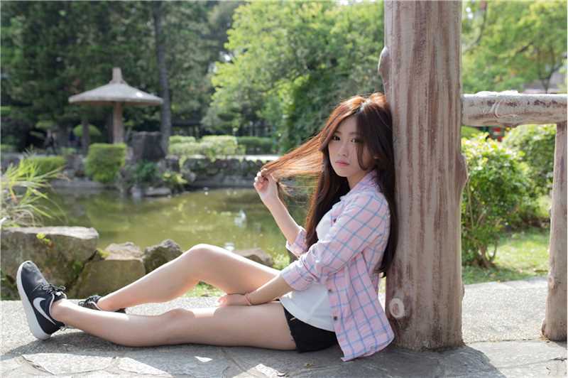 优质校花女神张楚珊清纯唯美外拍照图片