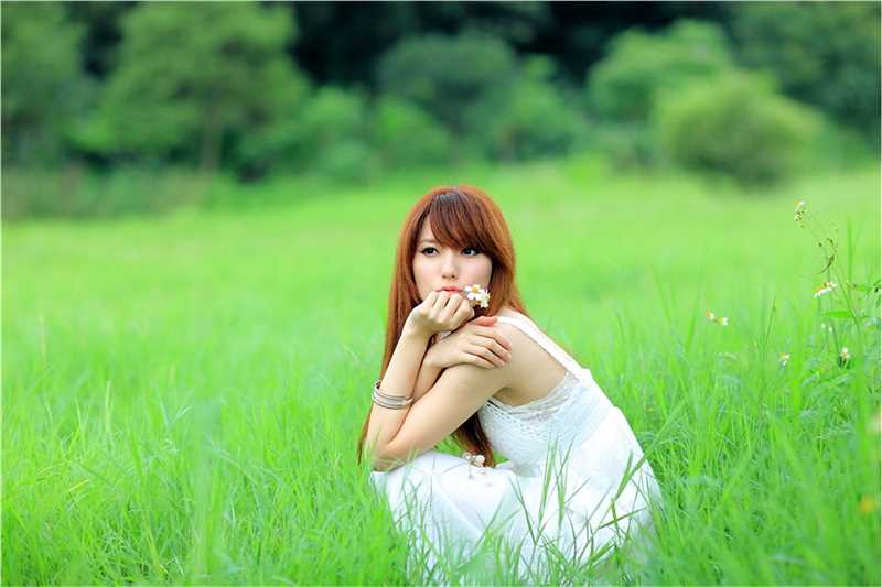 最新台湾清纯美女小静夏日唯美照壁纸