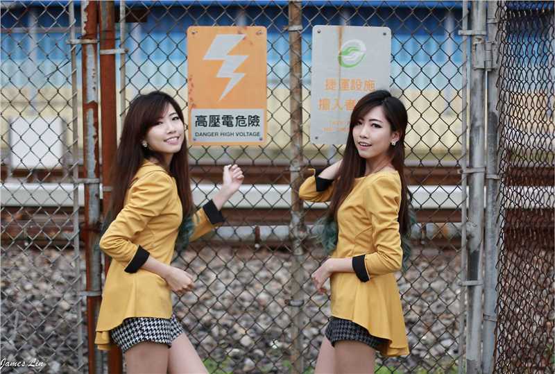 精选清纯闺蜜短裙唯美外拍图册