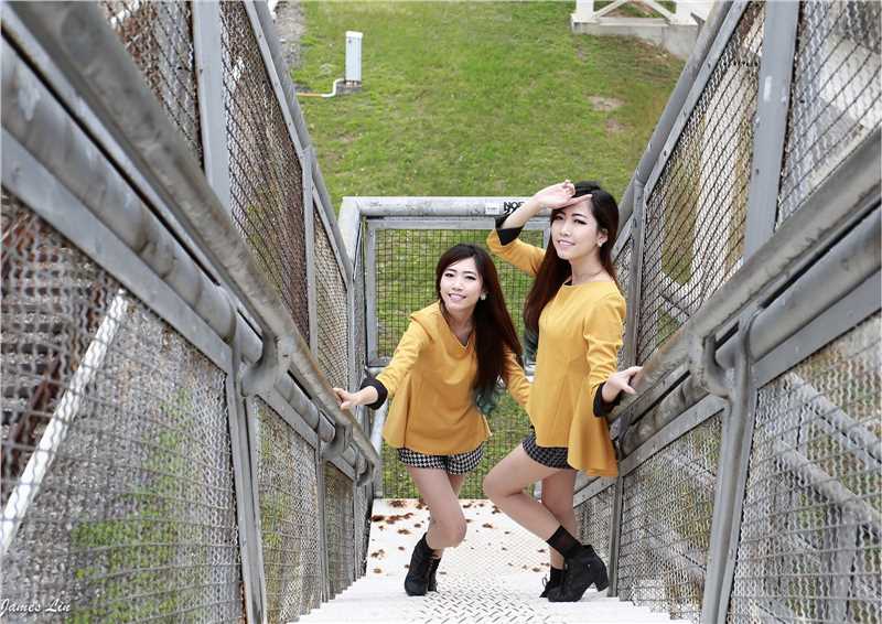 精选清纯闺蜜短裙唯美外拍图册