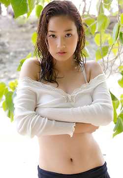 最新日本少女桥本奈奈未户外清纯照图集