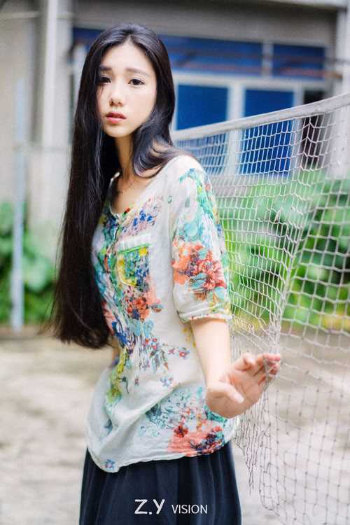 高清长发清纯美女户外唯美图集