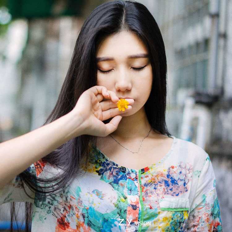 高清长发清纯美女户外唯美图集