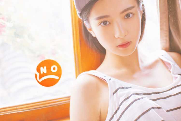 精选清纯可爱美女室内唯美图册