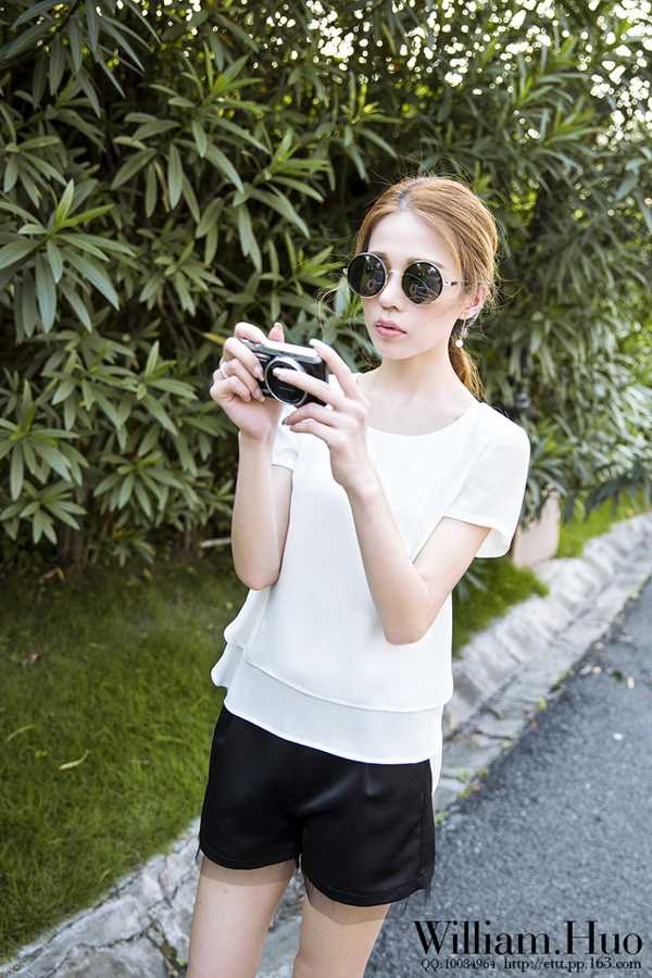 最新气质美女清纯街拍壁纸