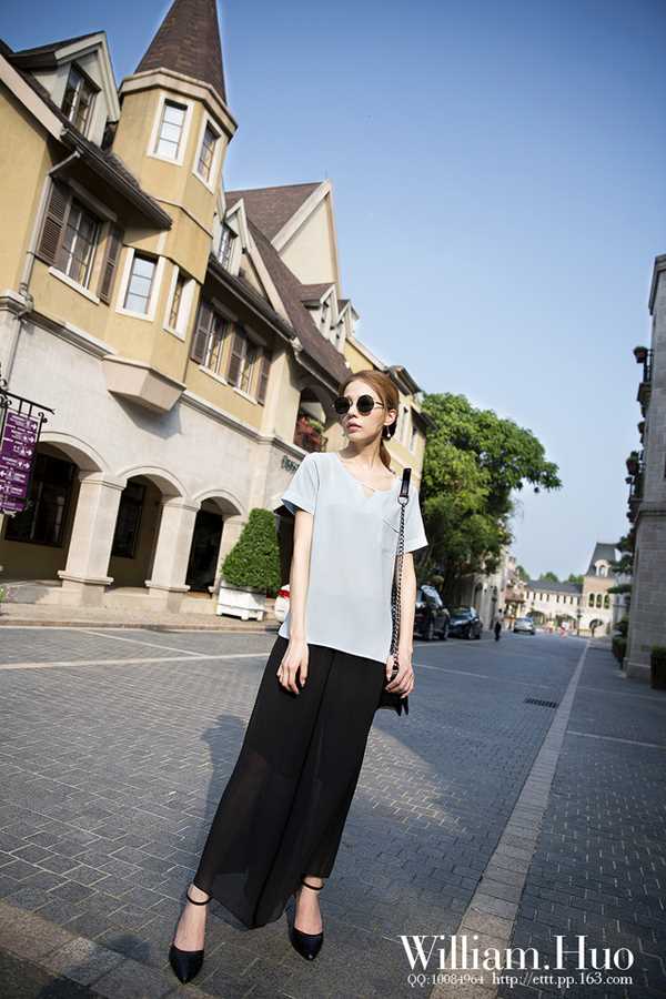 最新气质美女清纯街拍壁纸