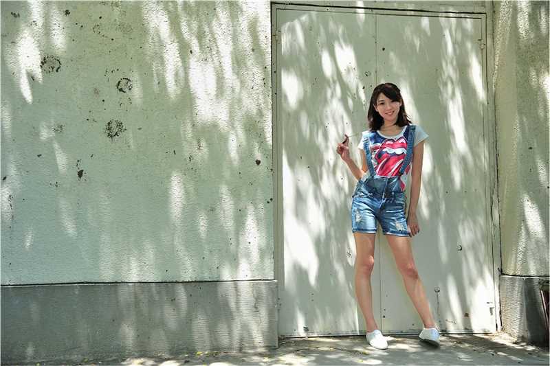 高清短裙女生小玉户外清纯唯美集图集