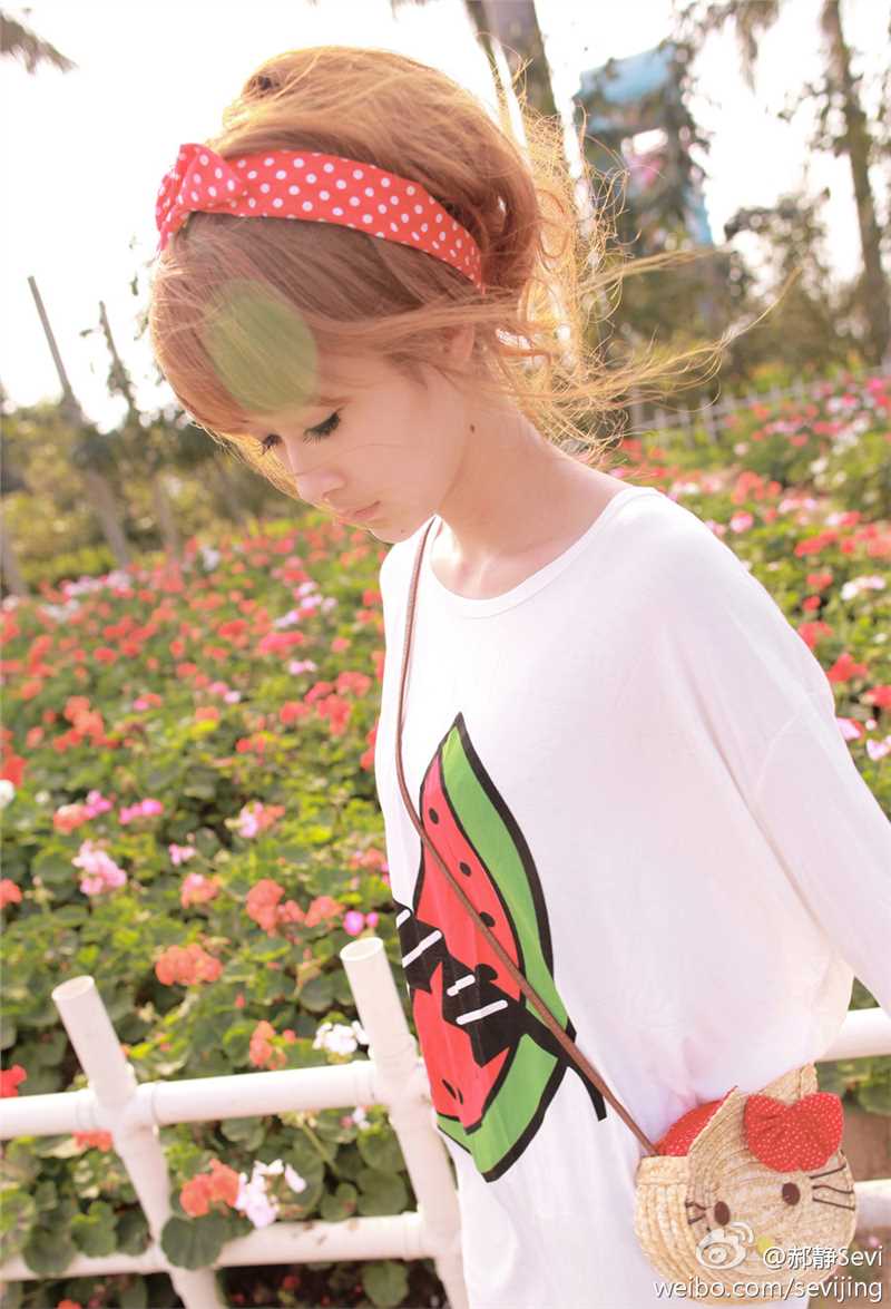 优质清纯女孩郝静清新户外写照相册