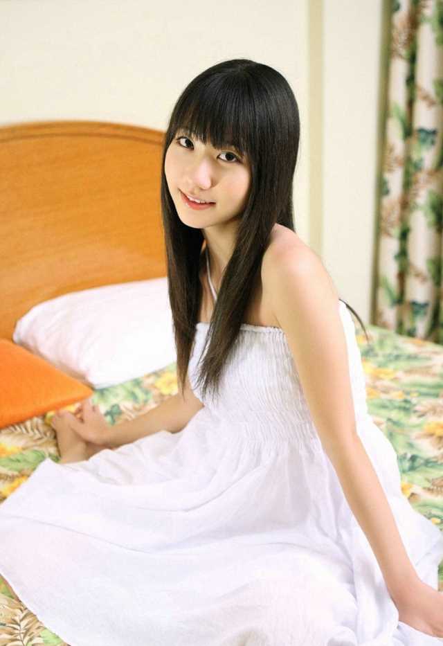 日本少女柏木由紀清纯迷人