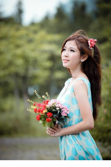 高清清纯美女唯美户外图册