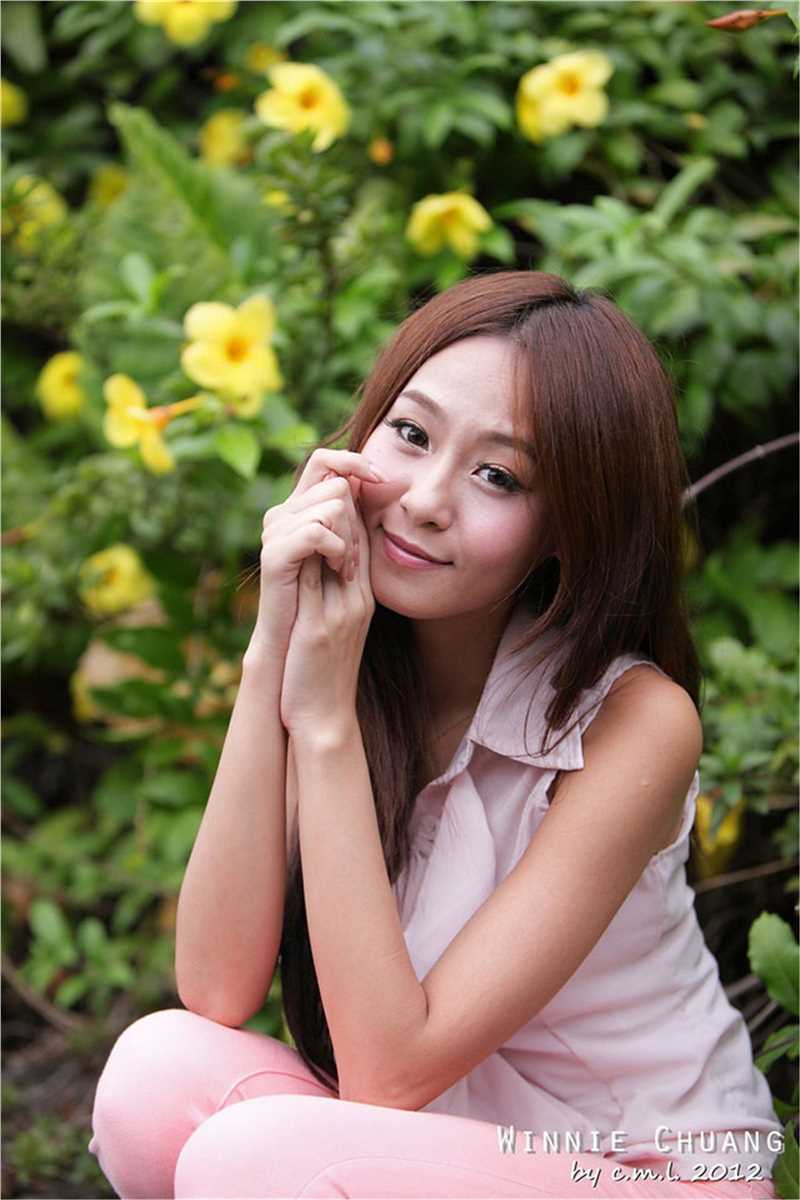 高清短裤美女Winnie小雪清纯唯美外拍图集