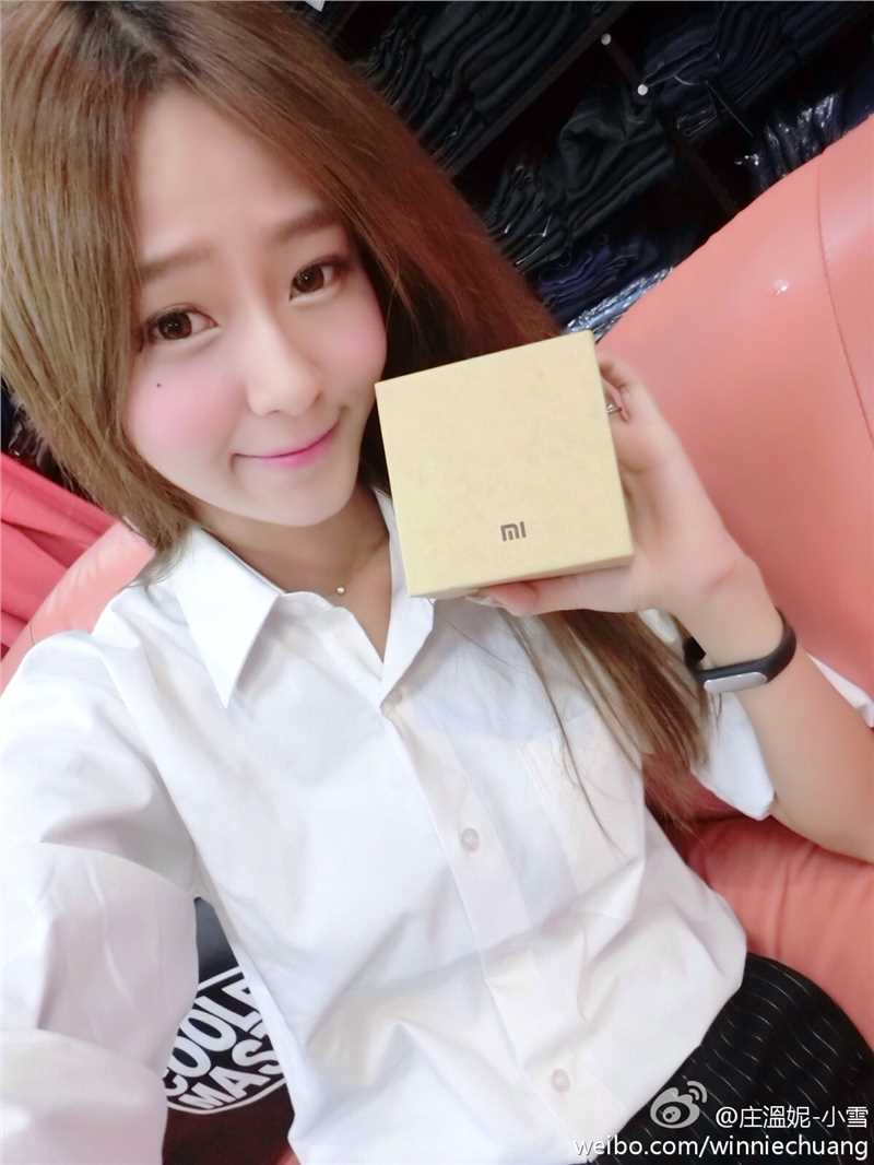 最新清纯女孩Winnie小雪生活照合集图集