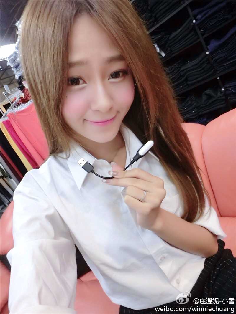 最新清纯女孩Winnie小雪生活照合集图集