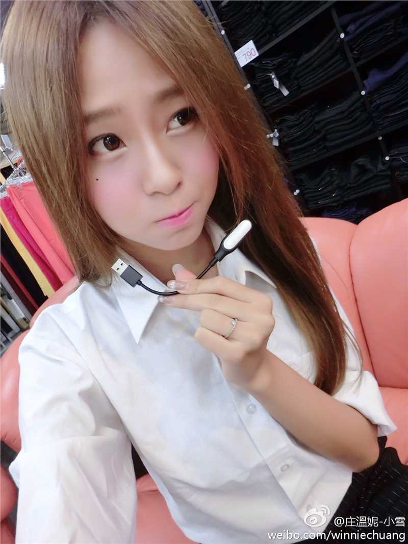 最新清纯女孩Winnie小雪生活照合集图集