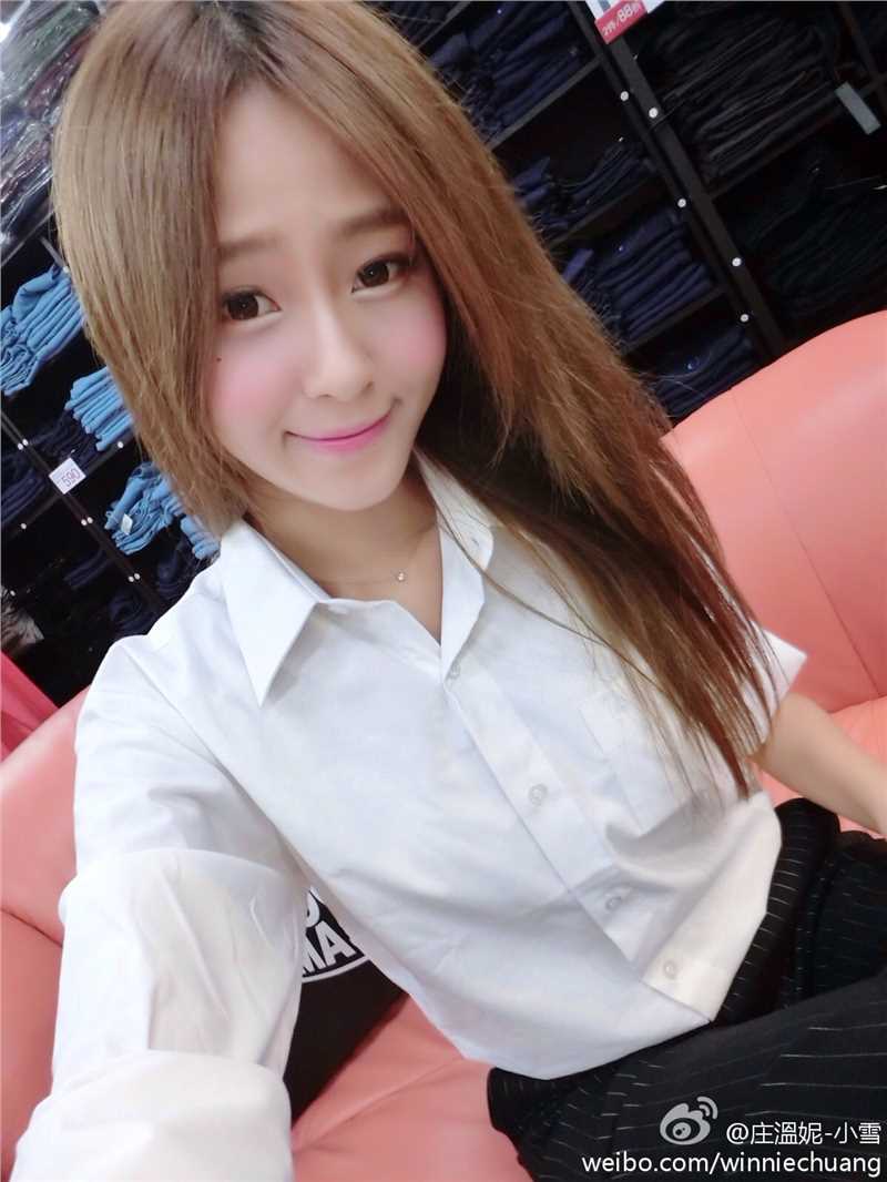 最新清纯女孩Winnie小雪生活照合集图集