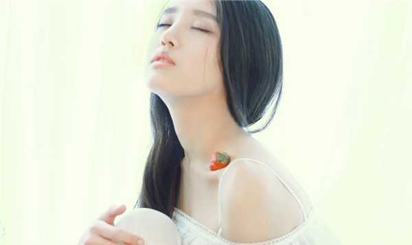 最全清纯白衣美女迷人微笑很倾城相册