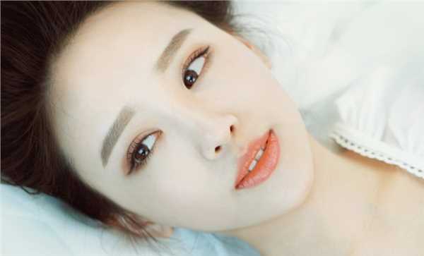 最全清纯白衣美女迷人微笑很倾城相册