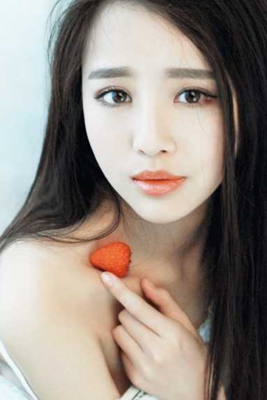 最全清纯白衣美女迷人微笑很倾城相册