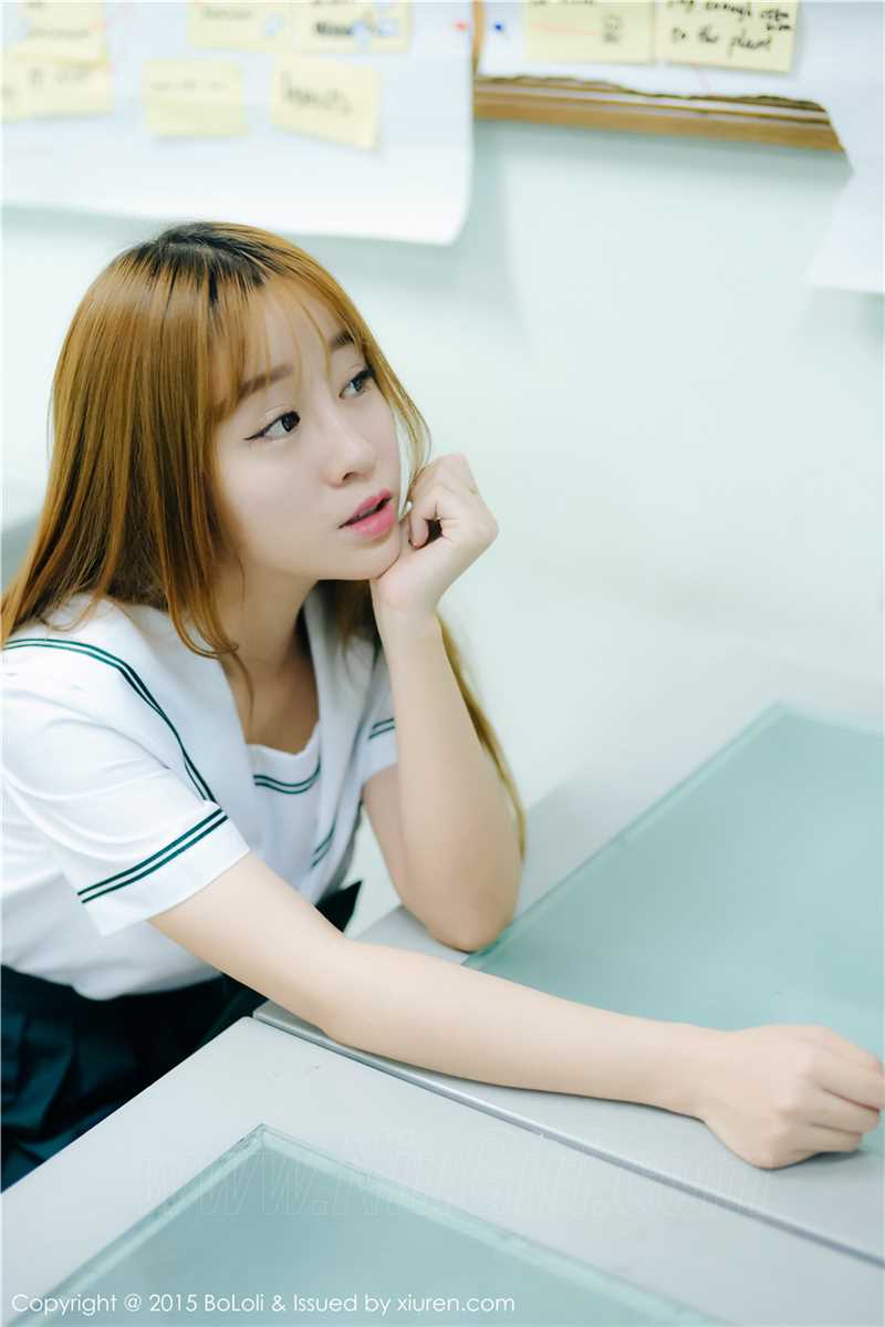 最全学生装美女王语纯室内清纯唯美照壁纸