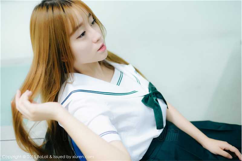 最全学生装美女王语纯室内清纯唯美照壁纸