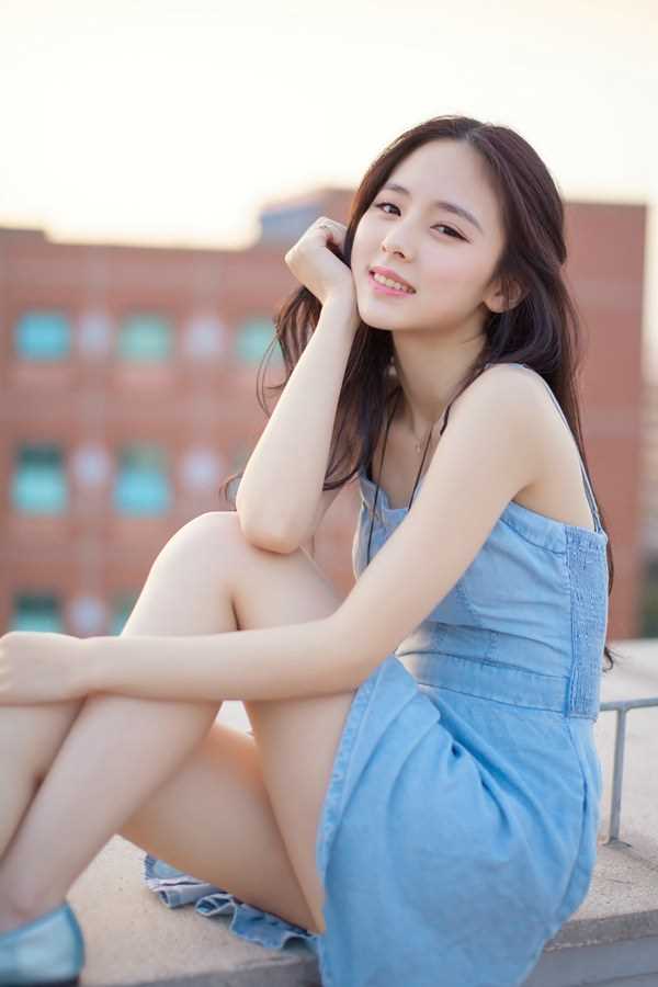 特别专辑清纯长发美女天台唯美写照