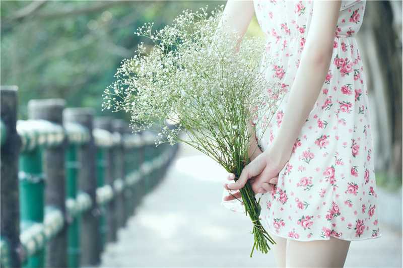 小清新美女夏日清纯靓丽外拍