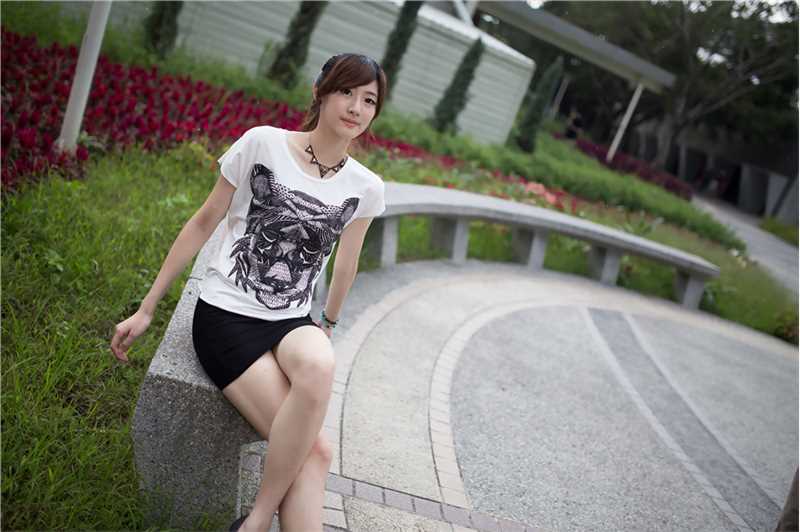 小清新美女夏日清纯靓丽外拍