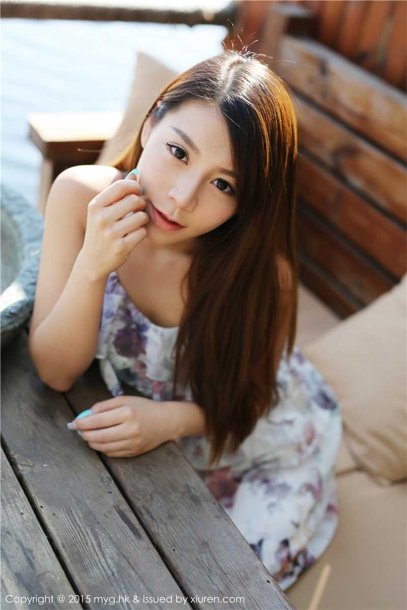 高清长裙美女嘉宝贝儿海边清纯唯美外拍图集