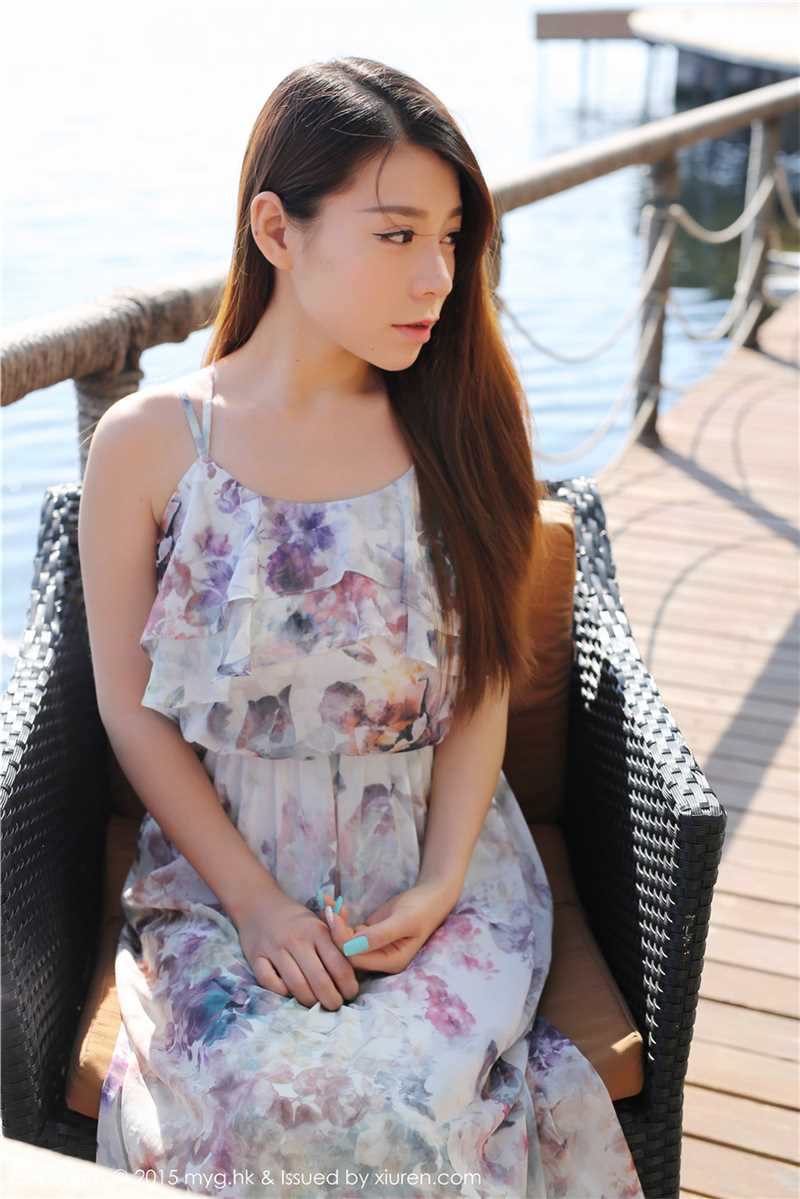 高清长裙美女嘉宝贝儿海边清纯唯美外拍图集