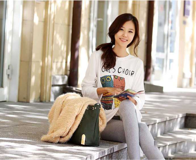 精选清纯长发美女阳光迷人街拍图册