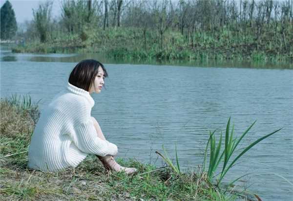 精选清纯女生户外伤感意境图册