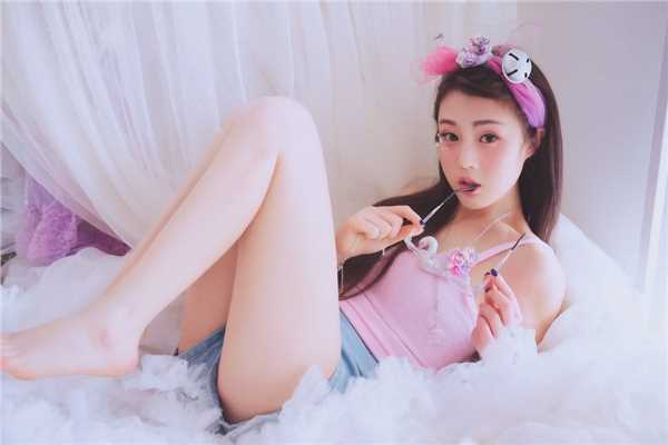 特别专辑清纯校花室内唯美照图片