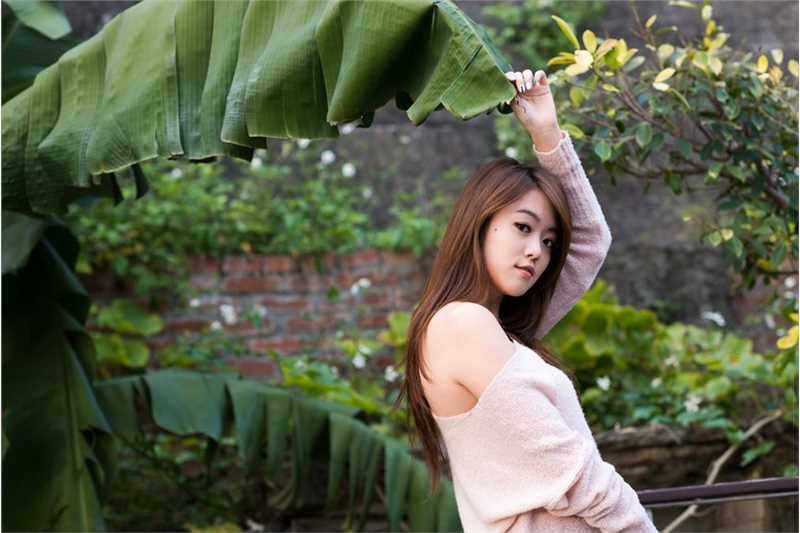 精选台湾美女林千又户外清纯可人写照图册