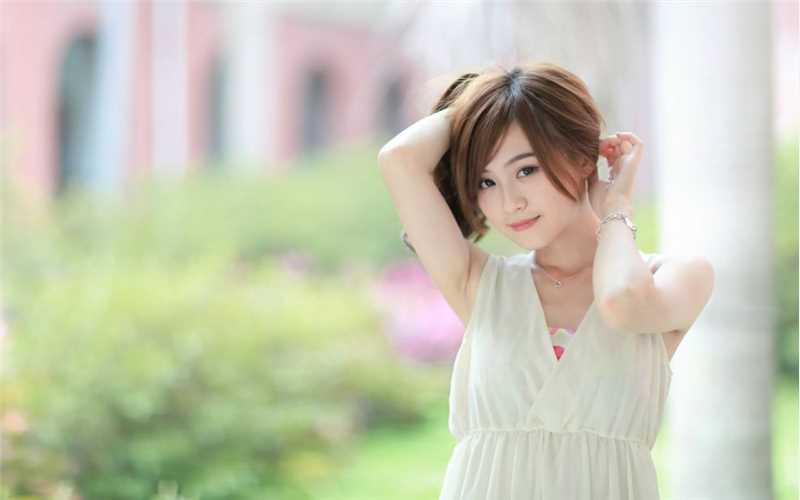 清纯邻家女孩户外唯美