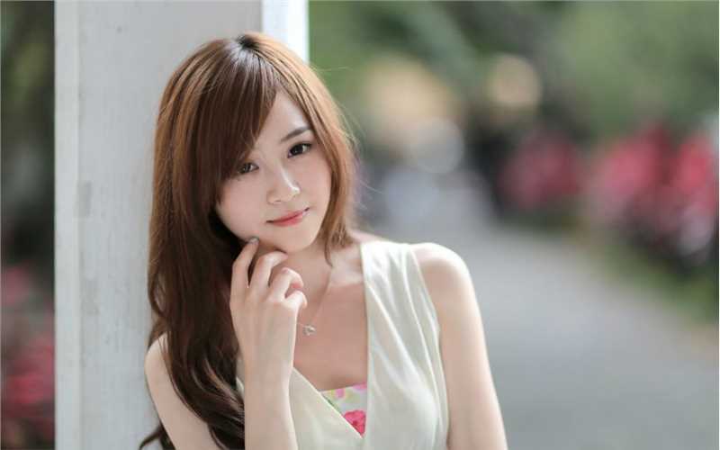 清纯邻家女孩户外唯美