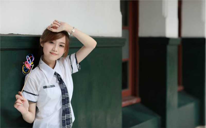 清纯邻家女孩户外唯美