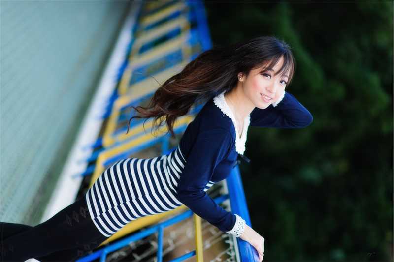优质邻家女孩李倩熙户外清纯唯美写照图片